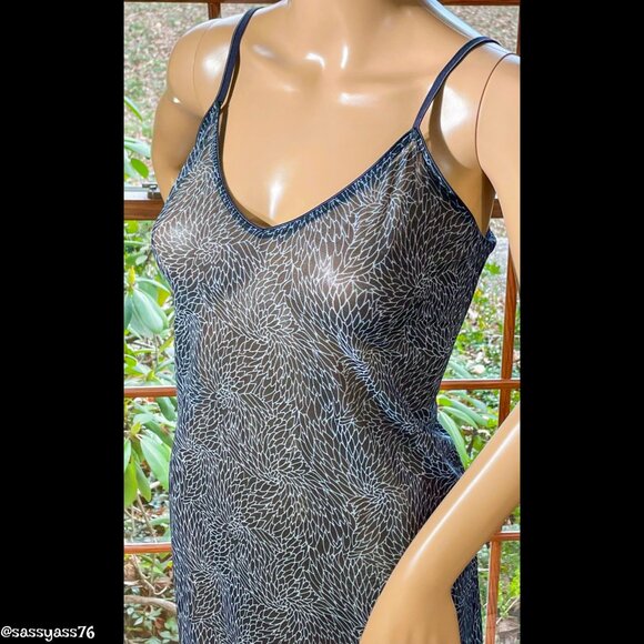 ▪️DKNY▪️Sheer Black & White Flower Petal Pattern Slip Nightie Lingerie - Picture 3 of 6